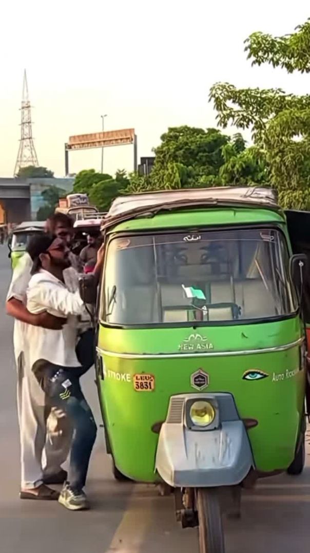 Whats goin on here 😂🤣