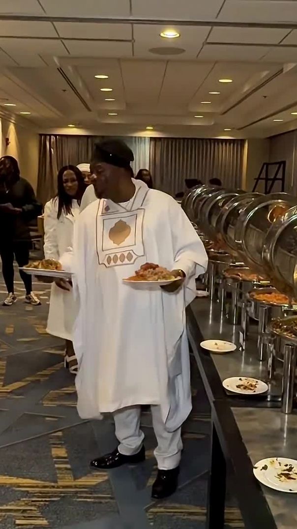 This is how I collect my money in kind whenever a client that’s owing me decides to throw a party🤣 -