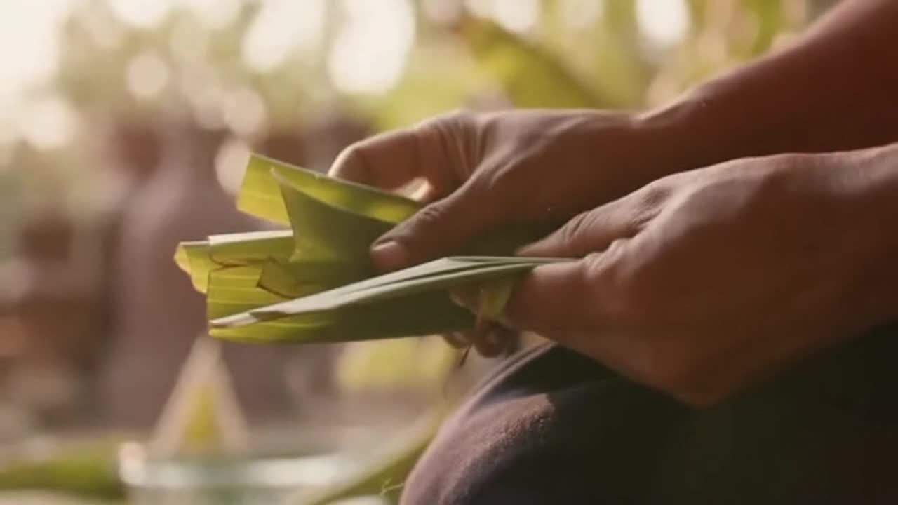 A Brief, Beautiful Glimpse of World Cultures and Cuisines Through Color, Texture, and Everyday Momen