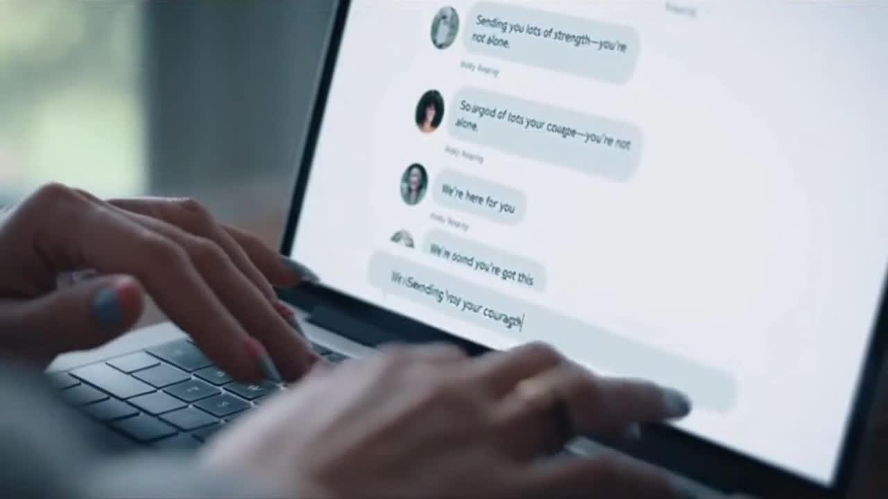 Creating a Positive and Respectful Online Community Through Friendly Conversations